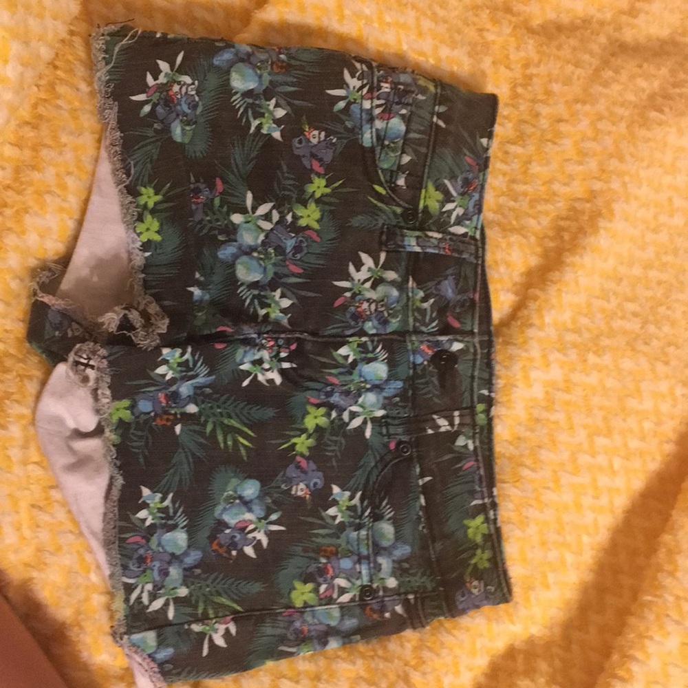 Disney Lelo & Stitch shorts